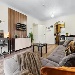 Elegant & Cozy Fbs Downtown Flat Apartamento