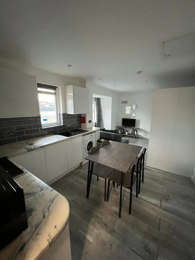 Lovely Apartment For 2 Or 4 People - Bermondsey Londra