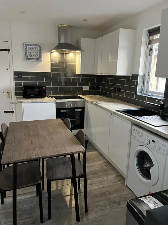 Lovely Apartment For 2 Or 4 People - Bermondsey Londyn